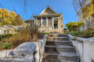 Main picture of 968 Livingston Ave