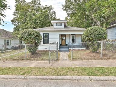 Main picture of 517 Vance Ave