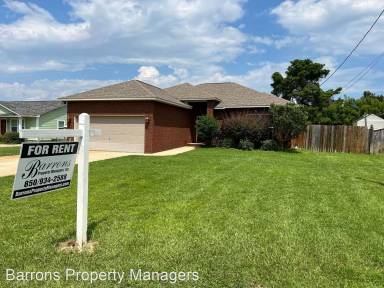 Main picture of 1500 Joseph Cir