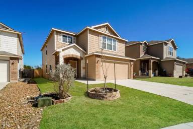 Main picture of 25114 Remington Oaks