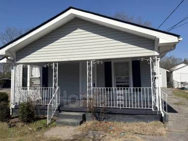 Main picture of 2427 Seymour Ave
