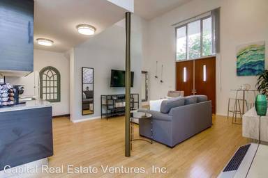 Main picture of 691 W Cedar St