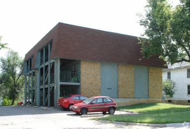 Main picture of 1515 SW 15th St