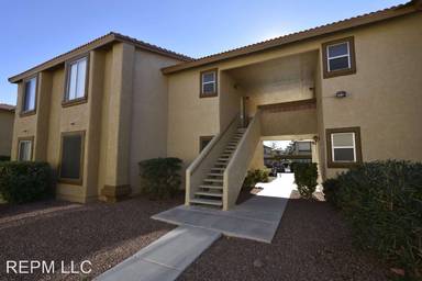 Main picture of Pirates Cove