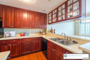 Main picture of 122 Meadowmont Village Cir