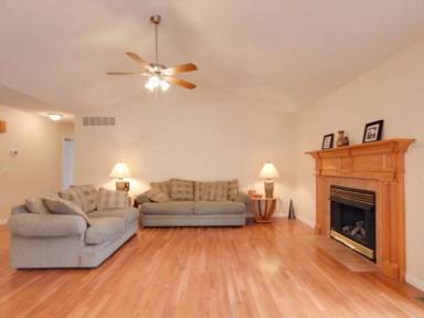 Main picture of 920 Confederacy Dr