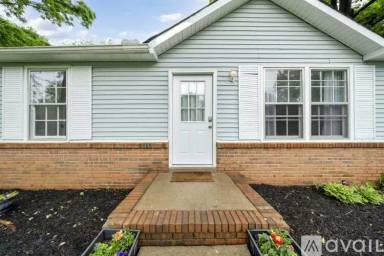 Main picture of 1480 Nichols Dr