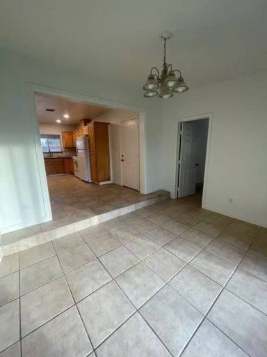 Main picture of 6169 N Grantland Ave