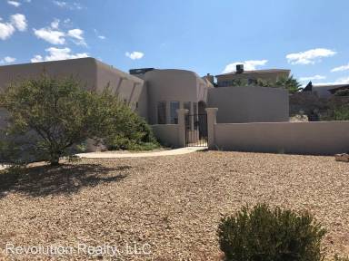 Main picture of 2246 Los Misioneros