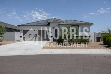 Main picture of 1046 W Chimes Tower Dr
