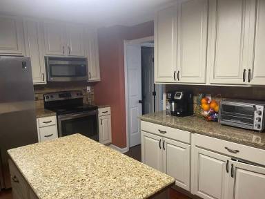 Main picture of 3413 Tanglewood Dr SW