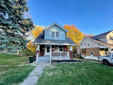 Main picture of 826 Pedretti Ave