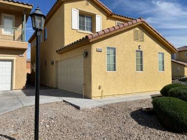 Main picture of 3650 Hammock St
