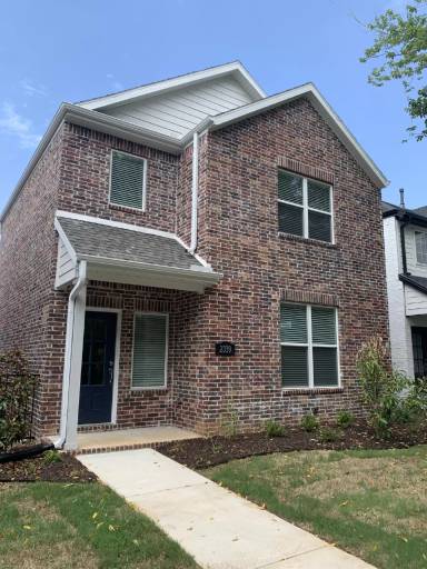 Main picture of 2369 E Amherst Aly