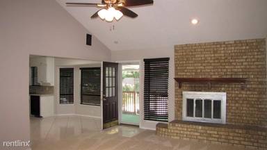 Main picture of 4108 Hemlock St