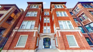 Main picture of 640 E 51st St