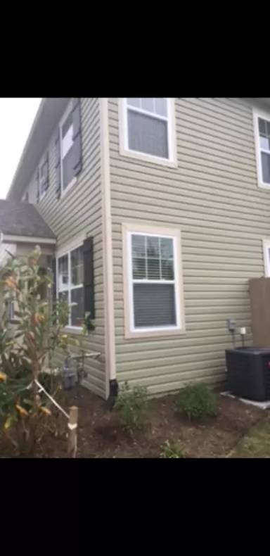 Main picture of 4132 Clarendon Way