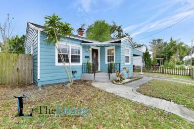 Main picture of 1300 E Kaley St