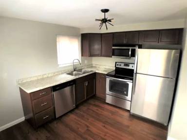 Main picture of 162 Pointview Rd
