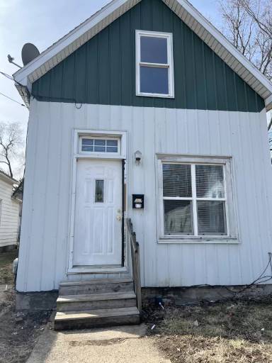 Main picture of 1311 S Arago St