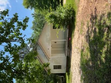Main picture of 512 2nd Ave