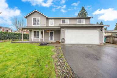 Main picture of 3223 S 133rd St