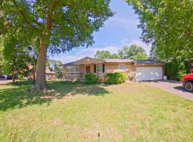 Main picture of 2300 Browing Ave