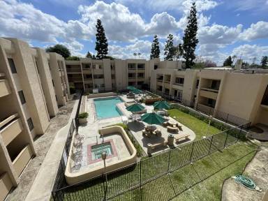 Main picture of Fullerton Fountains