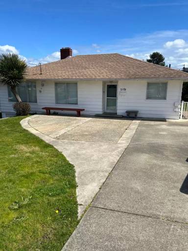 Main picture of 2159 Meade St