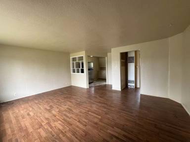 Main picture of 2860 Pearl St