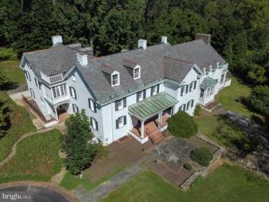 Main picture of 21 Willow Creek Ln