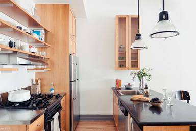 Main picture of 191 Clinton St