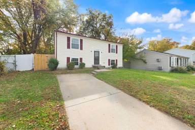 Main picture of 6419 Lee Pl