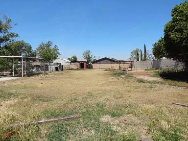 Main picture of 2454 Corydon Ave