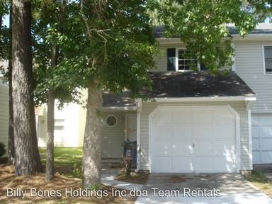 Main picture of 204 Bracken Pl