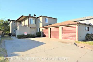 Main picture of 808 Palm Dr