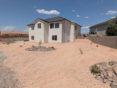 Main picture of 177 N 2650 W