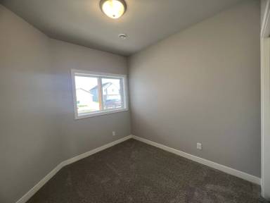 Main picture of 6874 68th St S