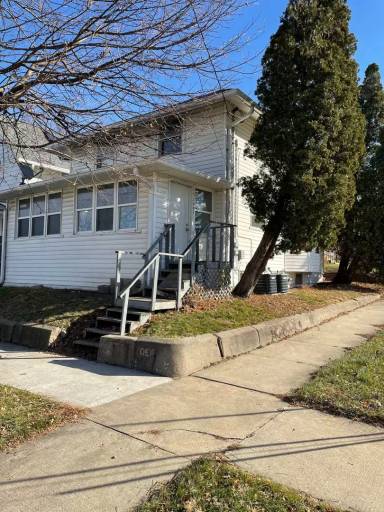 Main picture of 1001 Randolph St