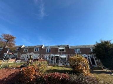 Main picture of 543 S 3rd St