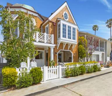 Main picture of 204 Agate Ave