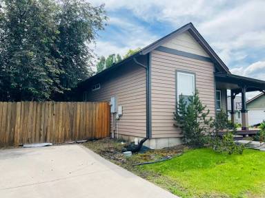 Main picture of 208 Bentley Park Pl