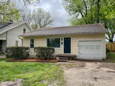 Main picture of 1400 W Brower St