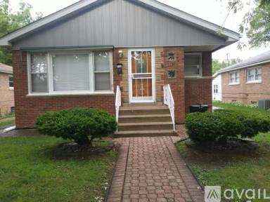 Main picture of 15631 Drexel Ave