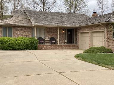 Main picture of 111 N Muirfield St