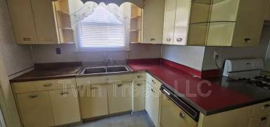 Main picture of 5953 Gospel St