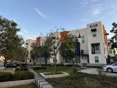 Main picture of 9942 Artesia Blvd