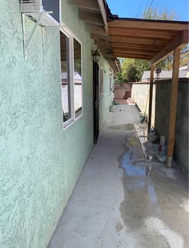 Main picture of 9959 Telfair Ave
