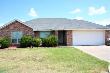 Main picture of 2805 Selman Dr