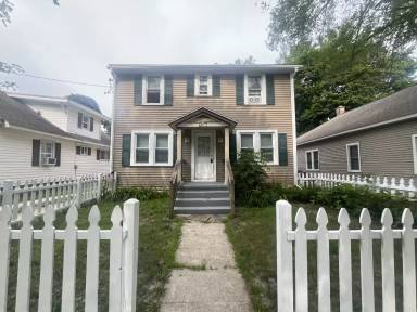 Main picture of 1837 Franklin St